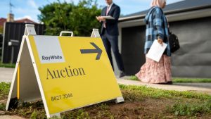 Housing market ‘levelling out’ as interest rate hikes place pressure on buyers