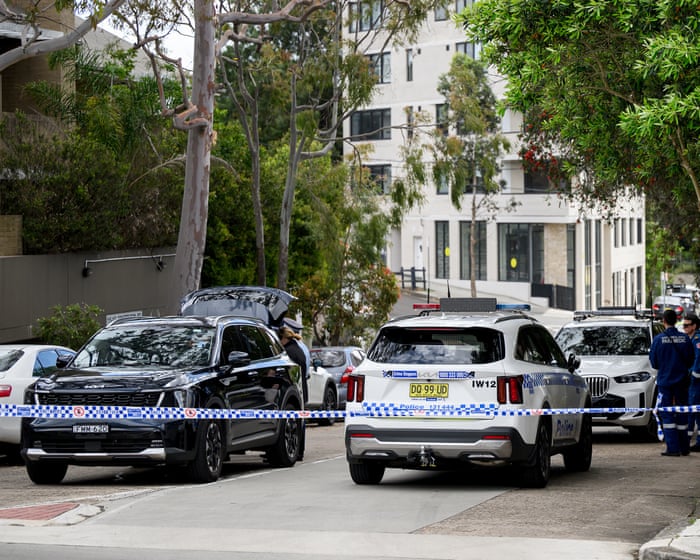 Sydney man charged after alleged gunfire prompted Dulwich Hill lockdown